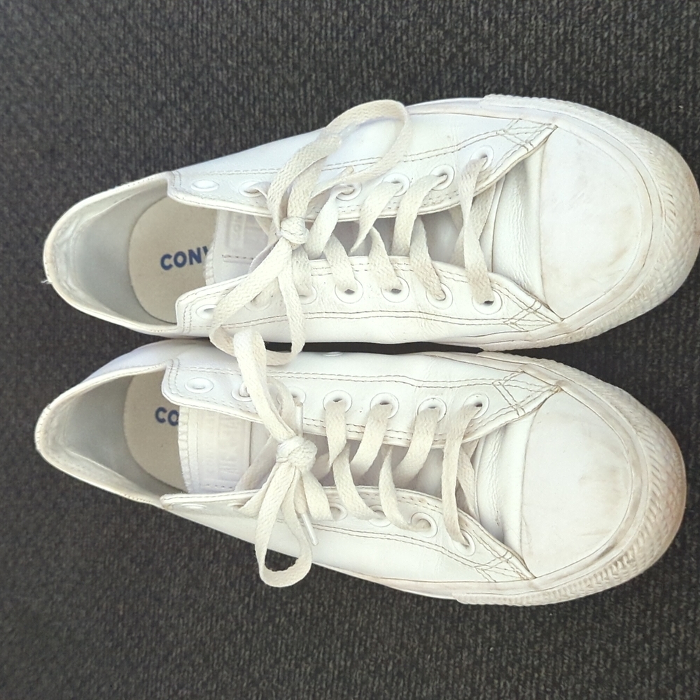 mens white leather chuck taylors